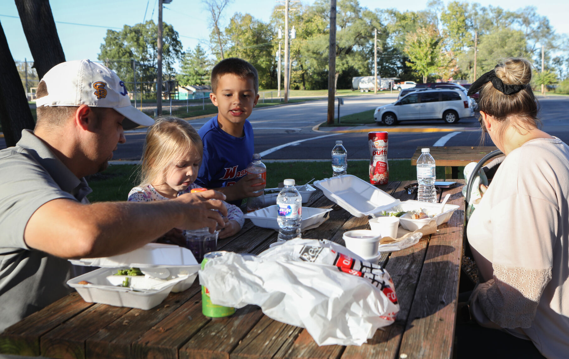 The Kleekamp family enjoys a picnic